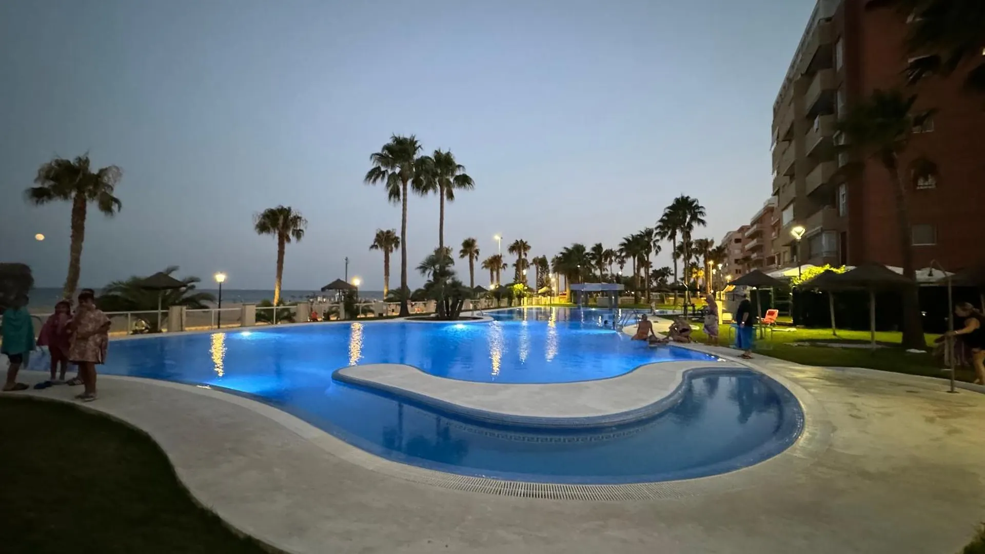 Apartamento Olimpic Beach 滨海罗克塔斯