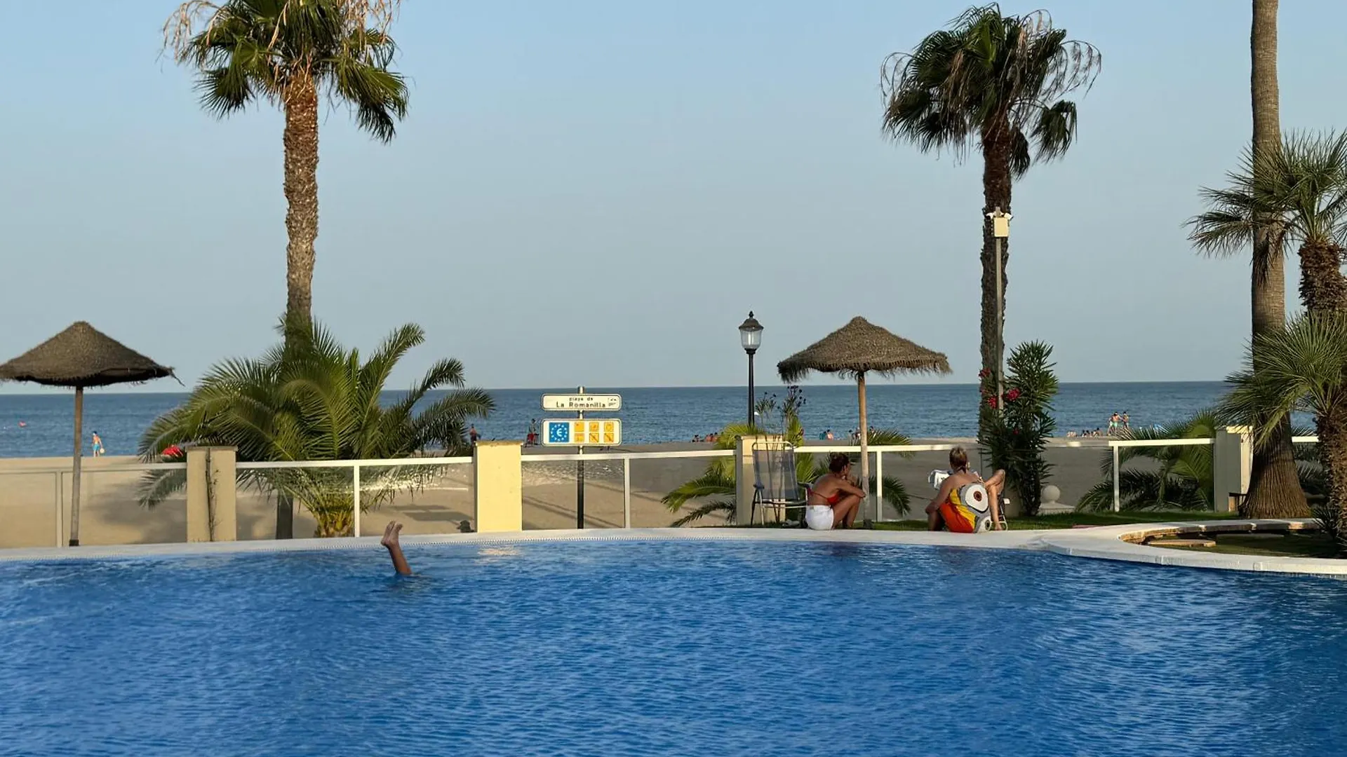 Apartamento Olimpic Beach 滨海罗克塔斯